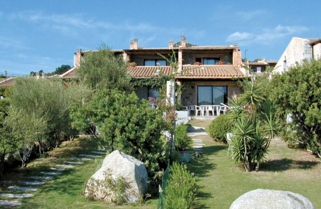 Residence Delphino Costa Rei Persons 