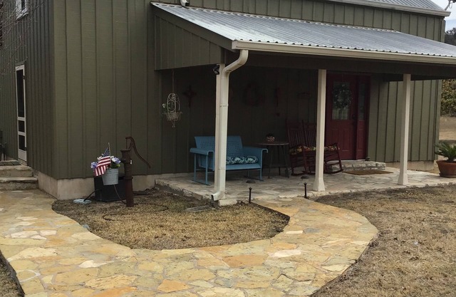 ACE OF HEARTS The perfect getaway! Only 3.5 miles from Main Street.