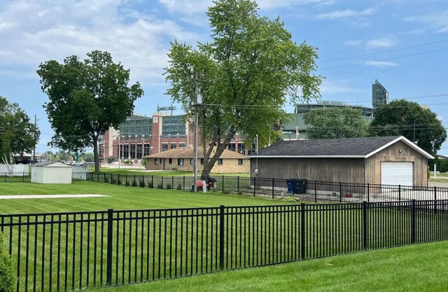 Across the street from Lambeau! Remodeled 5 bedroom house with big backyard!