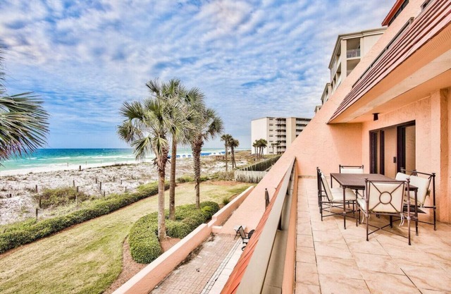 Actually, on the Beach condo. Private Beach so Zen