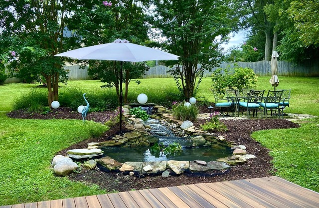 Adjacent to Annapolis~ by beach, 25 acre park next door & TV shows filmed here!