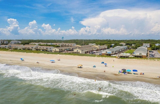 Affordable luxury on the beach!