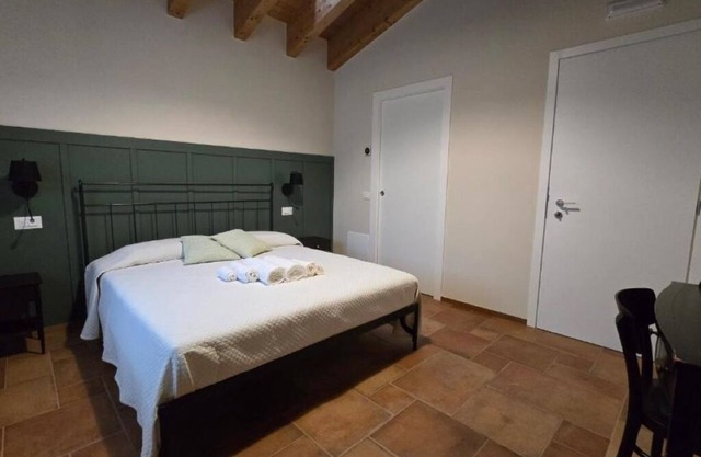 Agriturismo Igino: Double Room with Private Bathroom