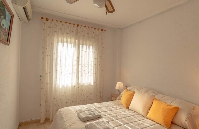 Aguas Nuevas Apartment Torrevieja, well located walk distacence to all amenities