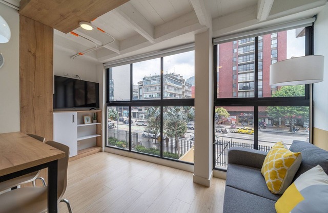 |Ahead| Urbano 1BR @Chapinero with co-working