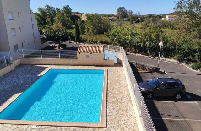 Air-conditioned 2-Room Mezzanine Apartment with Terrace & Pool Access