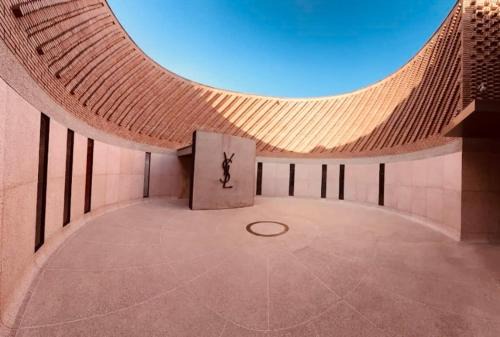 Air Conditioned Appartment across YSL Museum