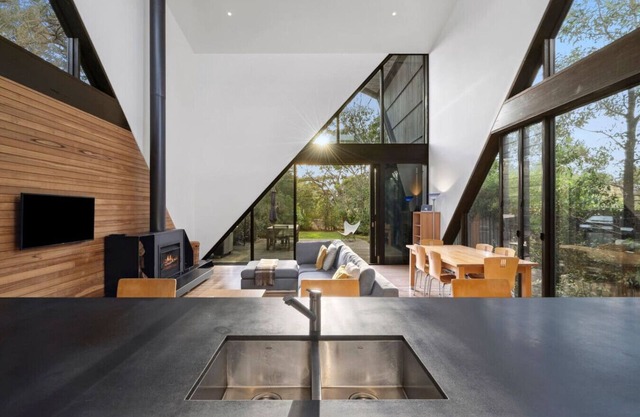 Aireys Cliff-Top Gem - Your Ultimate Coastal Escape