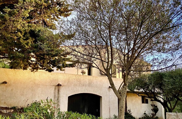 AJACCIO/PORTIGLIOLO BAY-HOUSE-BEACH250m-SEA VIEW+LARGEGARDEN-CLEANING INCLUDED