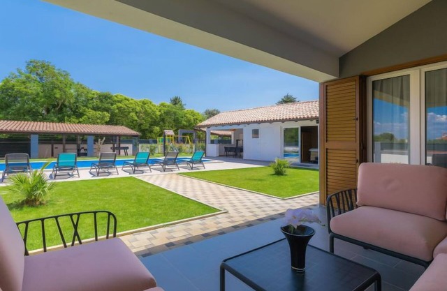 Alba Rossa by Interhome