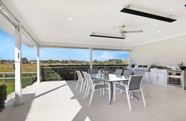 Albert Fields - stylish family-friendly retreat in the Southern Highlands