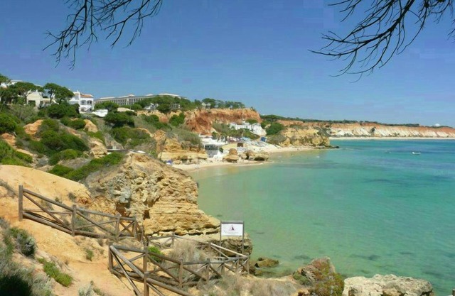 Albufeira 1 bedroom apartment 5 min from Falesia beach and close to center! J