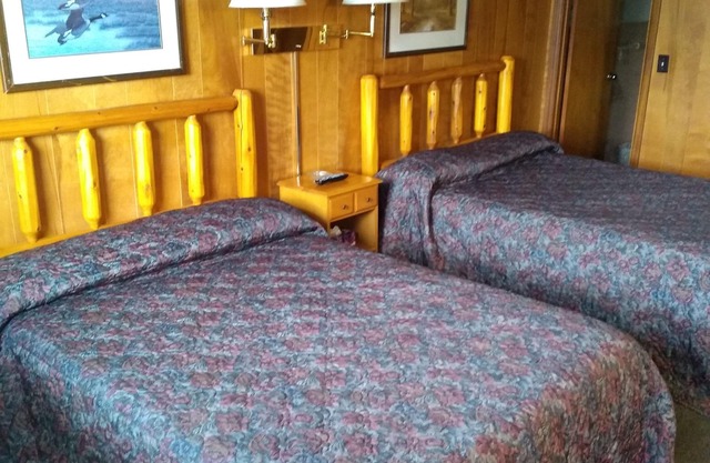Algoma Motel