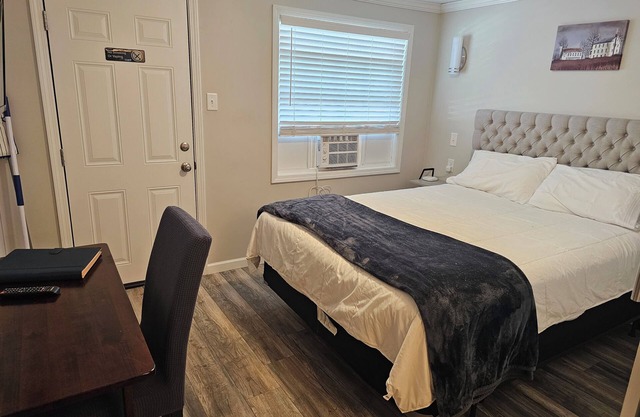 All-inclusive Studio Apartment with utilities included-Unit 3