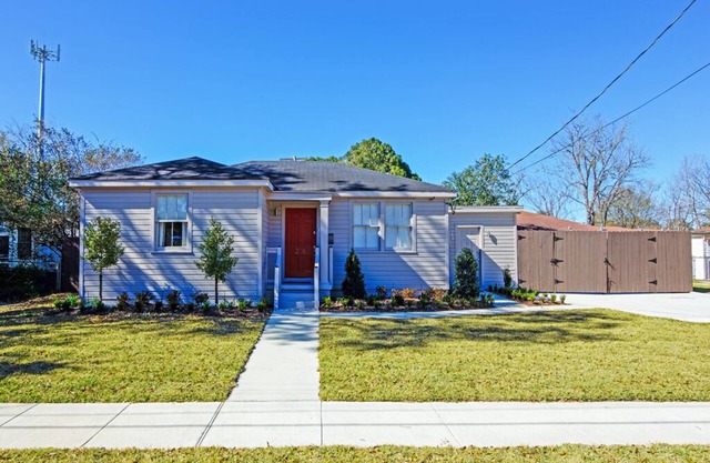 All New Adorable Metairie Cottage Easy Access To All That New Orleans Offers!