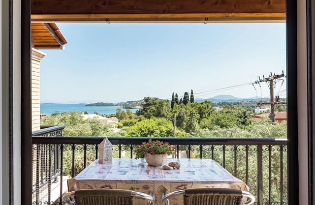 Aloe Seaview Apartment by Konnect, Dassia