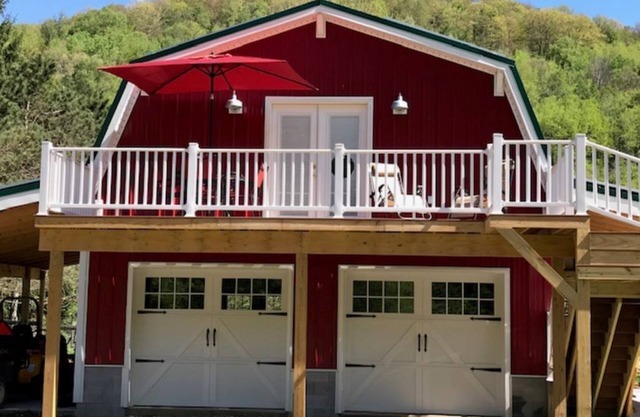 Alpaca Farmstay & Dark Skies, PA Wilds -Lumber Heritage Region. Pet-Friendly!