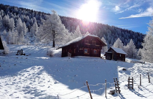 Alpine Chalet in Sankt Oswald near Ski Lift