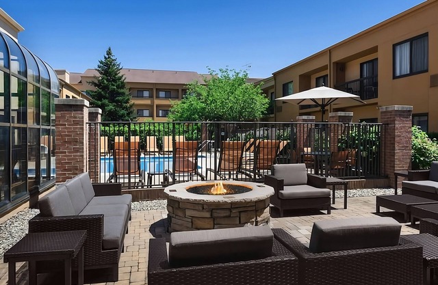 Always a Great Idea To Unwind! Near Chateau-sur-Mer, Free Parking, Pet-Friendly