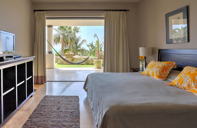 Amazing 2B apartment in Alegranza Luxury Condo, San José del Cabo.