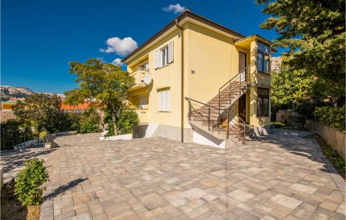 Amazing Apartment In Baska With Wifi