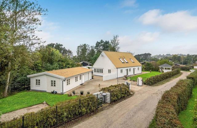 Amazing home in Ebeltoft with WiFi