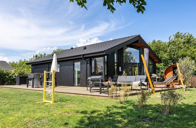 Amazing home in Sydals with sauna