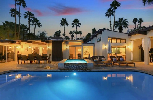 Amazing Reviews, Pool, Hot Tub, Beautiful Views