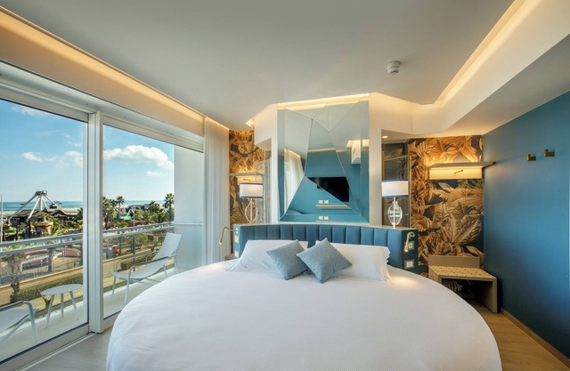 Ambasciatori Suite Hotel