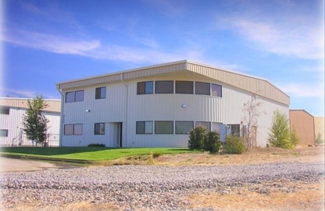 Amelia Loft Airplane hanger