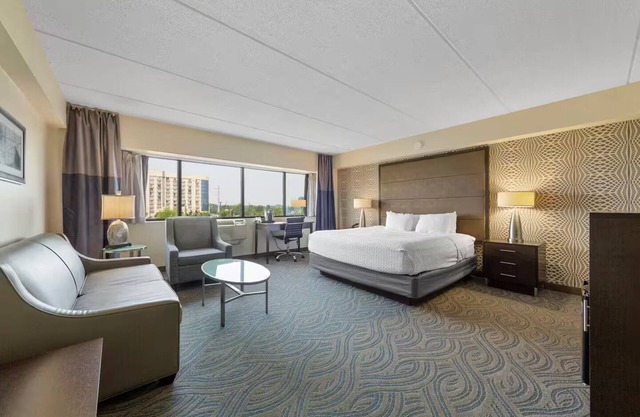 Amenity Rich Spacious King Suite