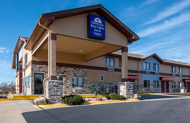 Americas Best Value Inn & Suites Harrisonville