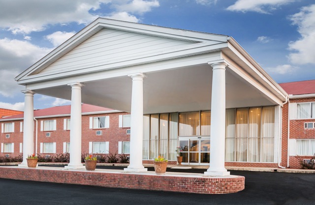 Americas Best Value Inn & Suites Phenix City