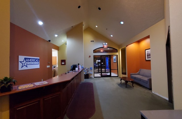 Americas Best Value Inn & Suites Independence