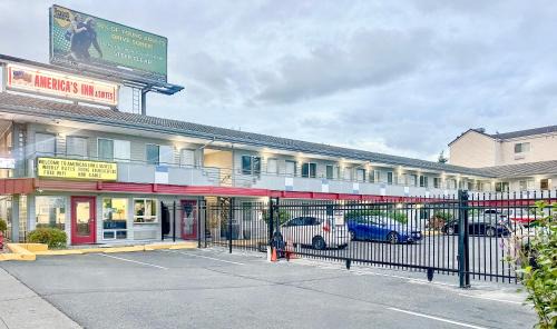 Americas Inn & Suite