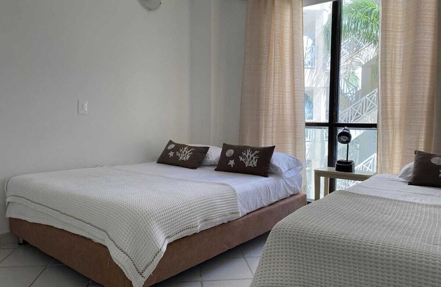 Amplio Apartamento - 2 Habitaciones - Piscina