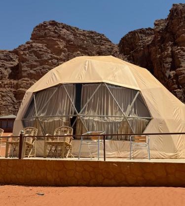 Anabella desert camp
