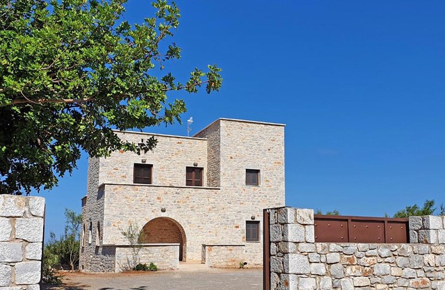 Anaroussa Diros Maisonette