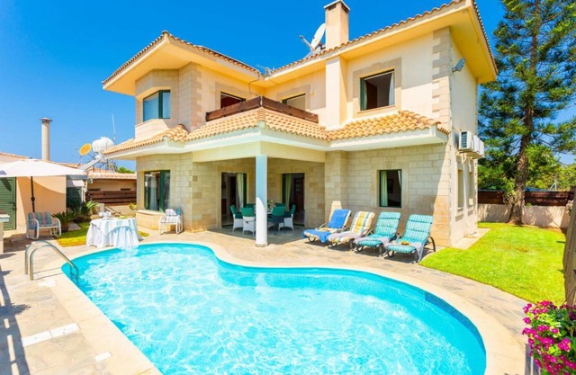 Androula Villas Collection