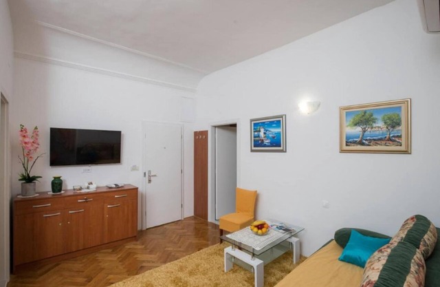 Anima Mea Old Town Apartment- Luxury Apartment