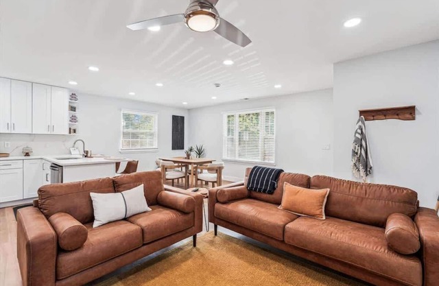 Annapolis Town Center Cottage