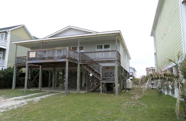 Another Day In Paradise!