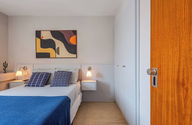 Apartment in Jardins near Paulista and Metro (with vacancy)