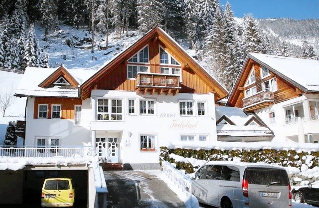 Apart Tirolerland - INCL. LIFT PASS Apartment, sleeps 4 (approx. 40 m²), SC