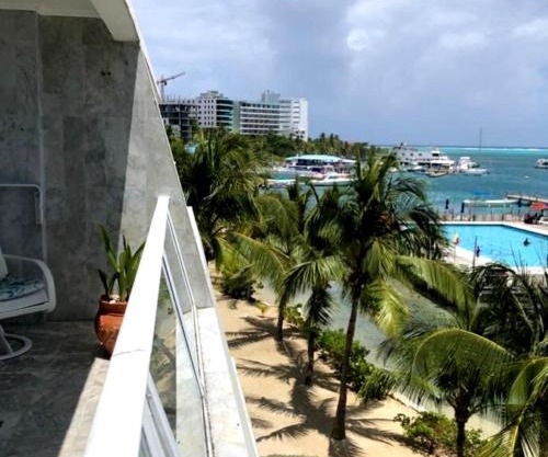 Apartamento en Torres del Sun Rise San Andrés con Piscina y Playa Privada