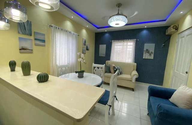 Apartamentos Melya cerca de la Playa Caleta