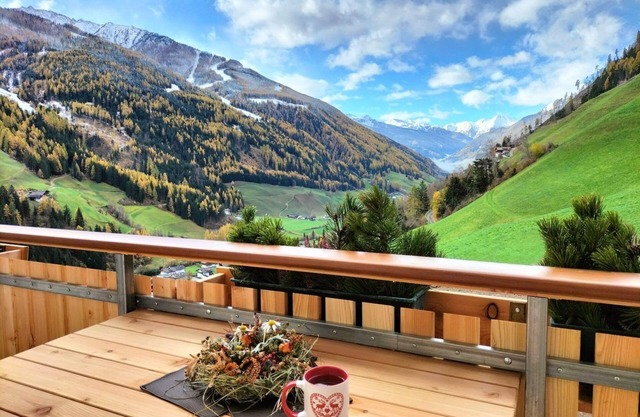 Apartment "Voppichlhof Margerite" with Mountain View, Shared Garden & Wi-Fi