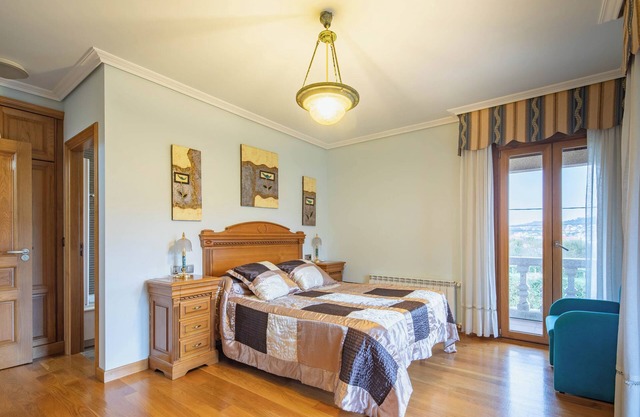 'Apartment 12' with Shared Pool, Private Terrace and Wi-Fi