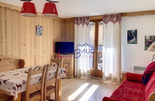 Apartment 3* 2 rooms Cabin - 6 beds - Centre station