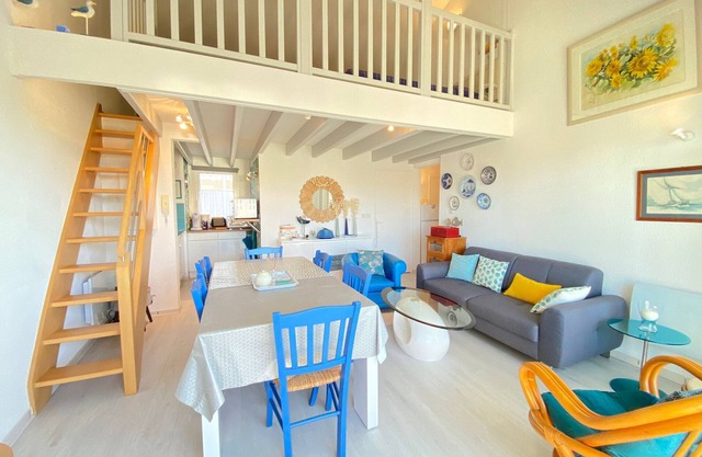 Apartment 4/5 people, pool, sea front, Fouras